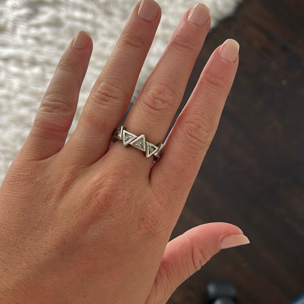 Diamond zig zag vintage triangle ring size 8